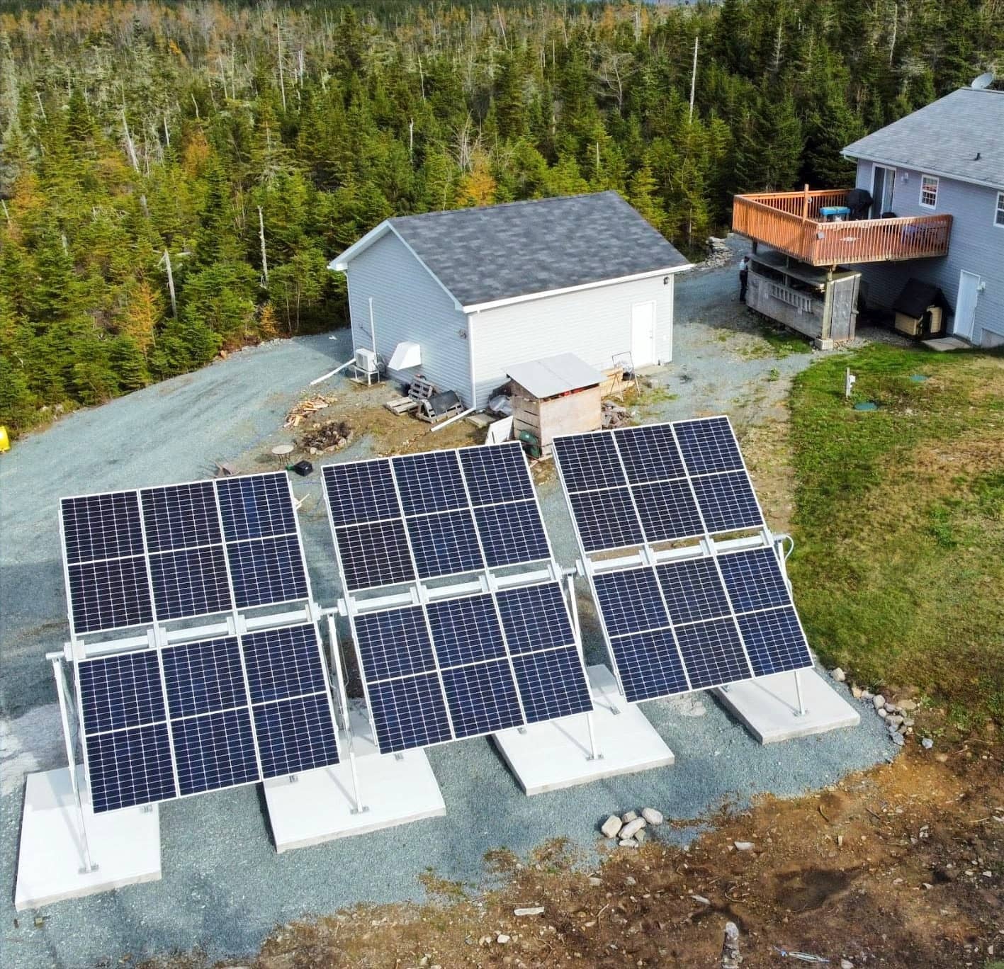 18-panel bifacial array in West Petpeswick